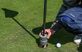 Bezoek waregem, verken deze stad tijdens uw teambuilding en beleef city golf op de mooiste plaatsen in waregem. Waregem Golf Club Verwacht Vanaf Maandag Dagelijks 300 Spelers Het Is Hier Veiliger Dan In Supermarkt Foto Hln Be