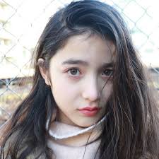 まるで赤ちゃんのうぶ毛みたいな ふわふわ眉毛 自然なのに mery メリー ヘア アイディア 濃い眉毛 ヘアスタイル