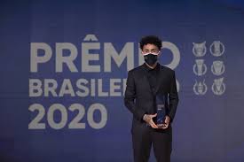 Llega el brasileirao 2020, un torneo que debería haber arrancado en el mes de mayo y que llega ahora con ciertas dudas en el aspecto sanitario a causa del coronavirus que aún hace estragos en el país. X0tdcmrqsufgpm