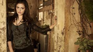 Jul 01, 2021 · phoebe burgess has suffered from chronic back pain ever since a horrific ski accident in 2012 'changed her spine forever'. Wallpaper Phoebe Tonkin Most Popular Celebs Actress Model Celebrities 5437 Page 82