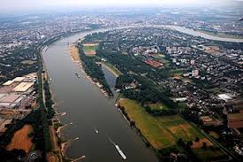 The number in parentheses after the port's location corresponds to the numbered icons on the map. Rhine Wikipedia