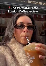 Part II for my coffee.. thank god for the monocle!! Mama needed a good  coffee to wake up‼️🇬🇧☕️⚡️🔋#coffeereview #drinkreview #londoncoffeeshops  #coffee