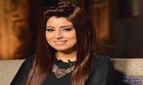 أيتن عامر تتعاقد على فيلم بيكيا بطولة محمد رجب تعاقدت الفنانة أيتن عامر مع المنتج أحمد السبكي على المشاركة في بطولة فيلم بيكي Fashion Blogger Fashion Style