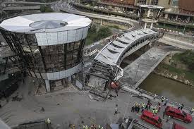Total length of the bridge is 24km with length over water at 16.9km. Kl Mayor Washes Hands Of Deadly Kl Eco City Bridge Collapse Malaysia Malay Mail