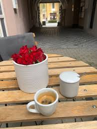 Chcete aby vás ľudia vždy na internete našli? Minimal Coffeeshop Trnava Coffee Tea Happycow