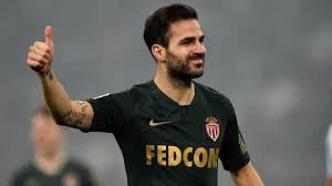 Francesc fàbregas soler or better known as cesc fabregas is the man that has set the premier when asked himself about his style of play, fabregas feels that he is a very instinctive player. Cesc Fabregas Messi Isn T Normal Believe Me As Com