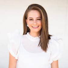 En 1997, dania el khatyb produit son premier album. Dania Khatib Posts Facebook