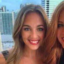 Julie Beers's Instagram, Twitter & Facebook