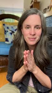 Discover the Fun Movement Song 'Busy Like a Bee' for 3-Year-Olds