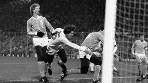 Het zorgt ook voor het beste vermaak buiten de groene grasmat. Play Offs De Wk Barrages Van 1985 Wk Voetbal