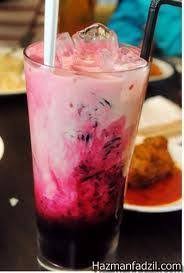 Tapi resipi yang nak dikongsikan kali ini bukan sirap bandung biasa je. Sirap Bandung Laici Hai N Far Copy Me That
