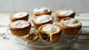 On the hunt for a mince pie recipe, so that you can bake a. Mince Pies Recipes Bbc Food