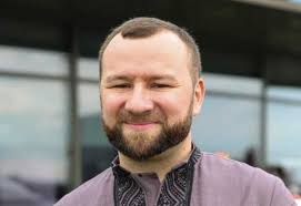 The owner of the new Cosmobet casino, Mykhailo Zborovskyi, is a "pound" for  the Russian Sergey Tokaryev • ANTIKOR portal