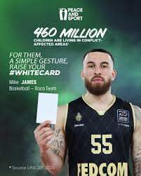 Coach Personnel, Jean-Marc Leandro s'engage pour le développement des  projets terrains de Peace and Sport. En 2016, il se lance le défi  d'accomplir 3 World Major Marathons sous la barre mythique des