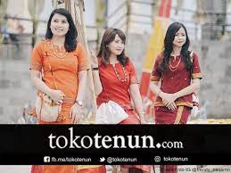 Love yourself for who you are, and trust me, if you are happy from within, you are the most beautiful person. Model Baju Toraja Modern Untuk Kerja Pesta Pengantin