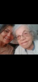 Delia Albert's Instagram, Twitter & Facebook