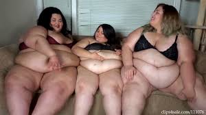 fat girls on the couch