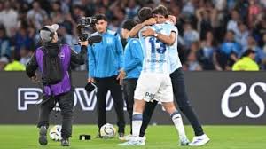 Sosa: ¿Europa o Racing? El futuro del mediocampista en Ascuas