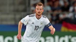 Die spielzeit ist üblicherweise zweimal 45 minuten, zuzüglich nachspielzeit sowie gegebenenfalls verlängerung und/oder elfmeterschießen. Olympia Kader Mit Wolfsburgs Arnold Und Vagnoman Vom Hsv Ndr De Sport Fussball