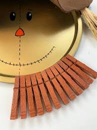 Make A Pizza Pan Scarecrow Dollar Tree Diy Crafts Dollar Tree Crafts Dollar Store Halloween