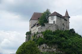 Burgdorf castle is a castle in the municipality of burgdorf in the canton of bern in switzerland. Schloss Burgdorf Am 15 07 2017 Von Rohrmoos Oberburg Nac Flickr