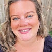 Elisha Burton's Instagram, Twitter & Facebook