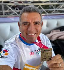 Héctor Sandarti