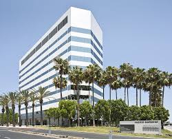 There are 15.95 miles from los angeles to torrance in southwest direction and 20 miles (32.19 kilometers) by car, following the ca 110 s route. Torrance Office Building Sells For 56 Million Los Angeles Business Journal