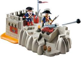 Playmobil Soldiers Bastion By Playmobil 19 99 Figures Can Bend Sit Stand And Turn Their Heads Fire The Cannon To Help Fight Playmobil Toys Playmobil Toys