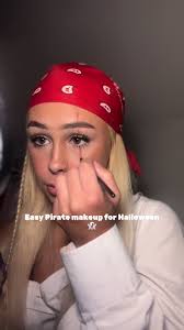 Halloween Piratin Makeup Einfach