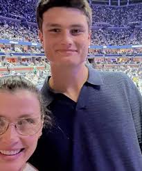 Michael B. Jordan Reacts to Chadwick Boseman's Oscar Loss, Black Panther 2  Questions