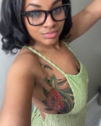 Latoya Hendrix's Instagram, Twitter & Facebook