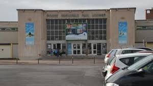 Dunkerque Les Vestiaires De La Piscine Paul Asseman L Ont Inspire L Indicateur Des Flandres