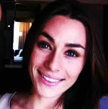 Hillary Hanson's Instagram, Twitter & Facebook