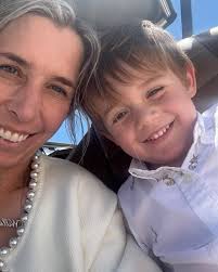 ⭐️ SHF Sales Spotlight⭐️ For sale or lease: Paddington (USEF# 5772376)  Available to try at @pinoakhouston this weekend! Paddington is a  10-year-old gelding with an extensive record in the Adult Amateur Hunters,