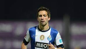 1,376,003 likes · 31,380 talking about this. Joao Moutinho Quer Voltar Ao Fc Porto Futebol Correio Da Manha