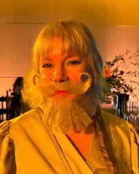 A fabby glammy eve at the Curious Ball @aucklandartgallery inhaling the  amazing creativity of @studioolafureliasson and dancing the night away with  some lovely humans (My headpiece worn as a tribute to thebeautiful @