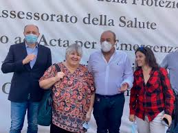 Nessun veicolo è stato danneggiato. Covid Vaccine The Visit Of Aleida Guevara To The Palermo Hub