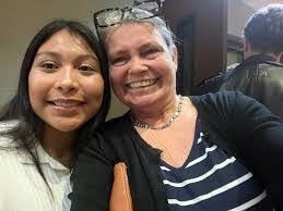 Melissa Dew's Instagram, Twitter & Facebook