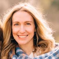 Sarah Pol's Instagram, Twitter & Facebook