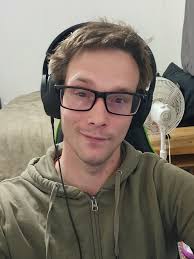 live streaming 💕 opening pokemon packs for subs and gaming 💕  twitch.tv/kutiekitten