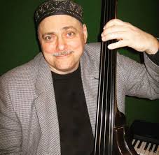 Muere bajista Andy González. Condolencias a su familia y amigos. Un gran  músico y una gran persona.QEPD