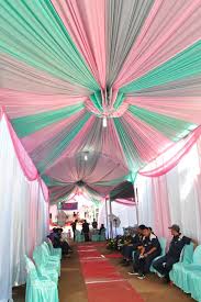 Warna pastel merupakan warna yang cenderung lebih lembut namun tidak pucat. Dekorasi Pernikahan Warna Pastel Dekorasi Pernikahan