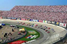Chase elliott wins at talladega as kyle larson rolls down the backstretch. Why Is Dover International Speedway Called The Monster Mile Snaplap