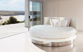 Exklusive boxspringbetten bequem online bestellen • schneller & kostenloser versand see more of crown betten luxus boxspringbetten on facebook. Vi Spring Island Boxspring Betten Und Luxus Betten Von Vi Spring Lifestyle Und Design