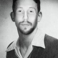 Eric Upton's Instagram, Twitter & Facebook