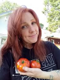 ITS TOMATO SEASON AT BLUE GOOSE FARM!!! I STACK MY BLT'S HIGH WITH TOMATOES  FRESH FROM THE FARM WHATS YOUR FAVOURITE GARDEN SEASON?!!?!