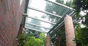 Vordach Stahl Feuerverzinkt Stutzen Mit Runden Steinen Vordach Dach Eingang Uberdachung