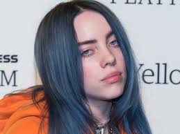 Billie eilish reflected on that viral paparazzi pic and her past horrible relationship with her billie eilish revealed why she said please don't be me before winning album of the year at. Billie Eilish May Want To Show Her Body When She Turns 18