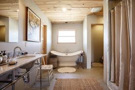 Whether it's a kitchen, living room or bathroom tuscan designs is a style that talks to me on so many levels. Tuscan Style Bathrooms Hgtv